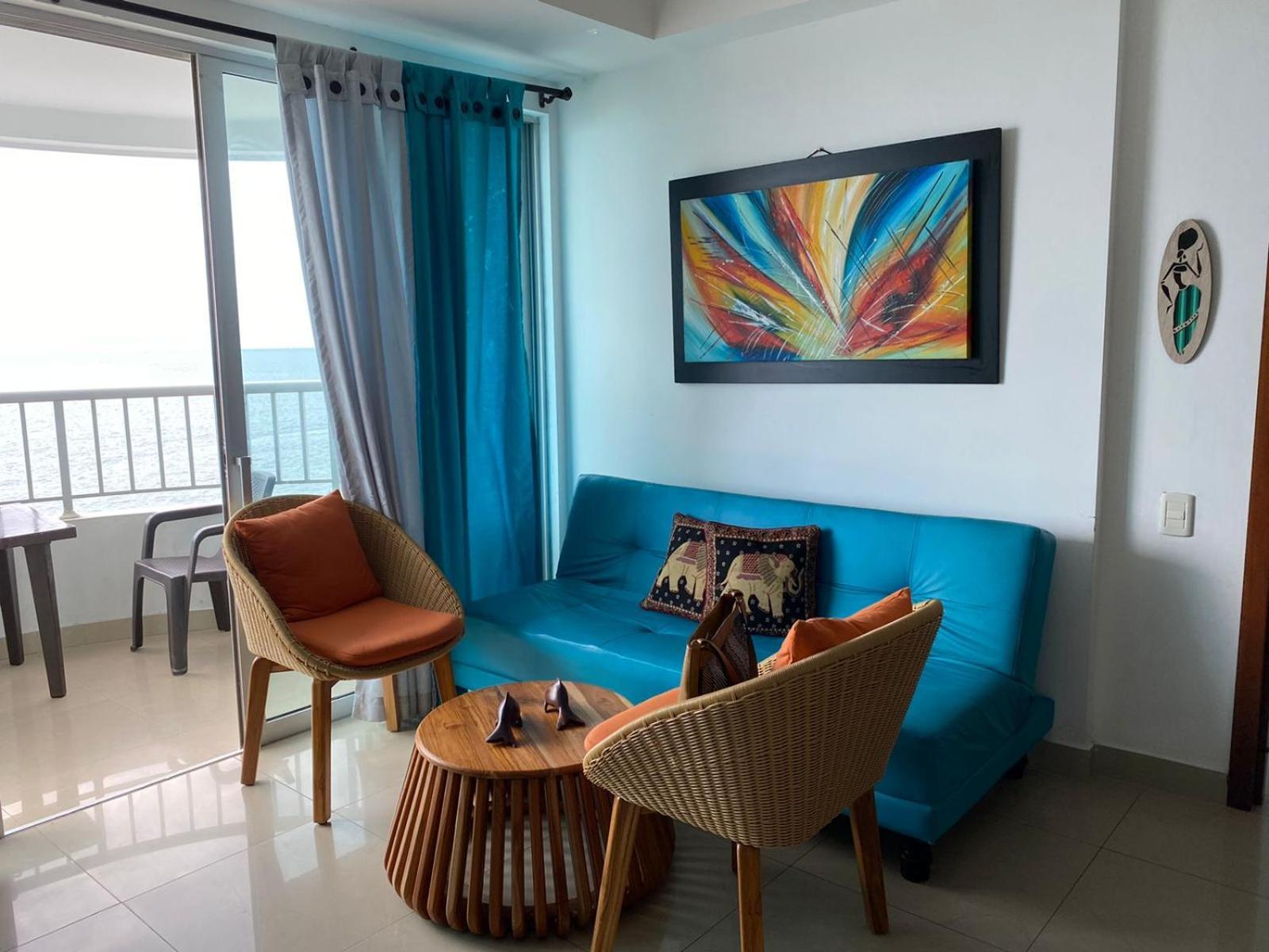 Palmetto En Vista Al Mar 702 *